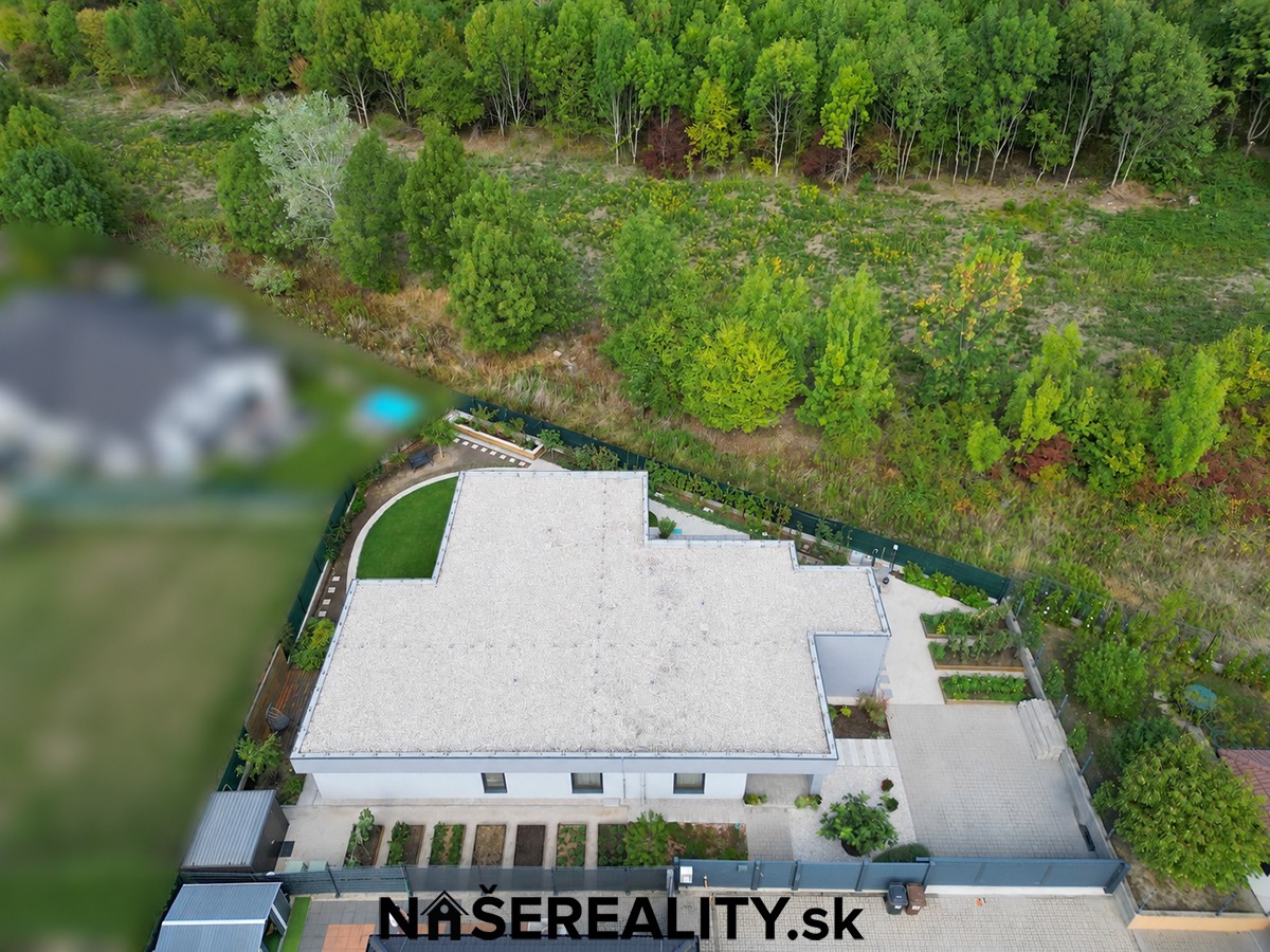 Moderný a ekologický rodinný dom s výmerou 174m² a pozemkom 678m² v Pezinku - Image 38