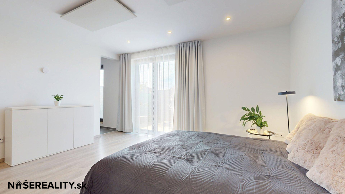 Moderný a ekologický rodinný dom s výmerou 174m² a pozemkom 678m² v Pezinku - Image 21