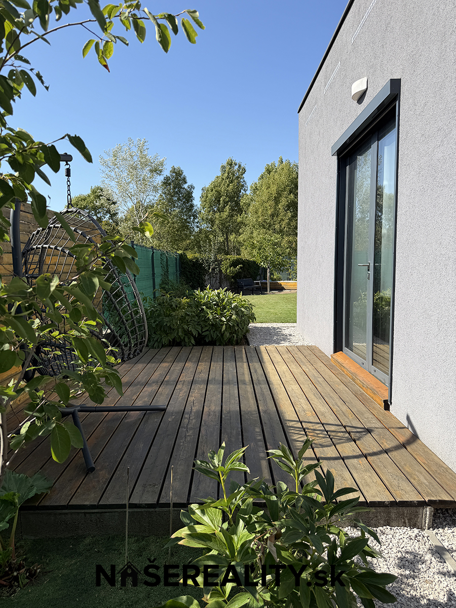 Moderný a ekologický rodinný dom s výmerou 174m² a pozemkom 678m² v Pezinku - Image 34