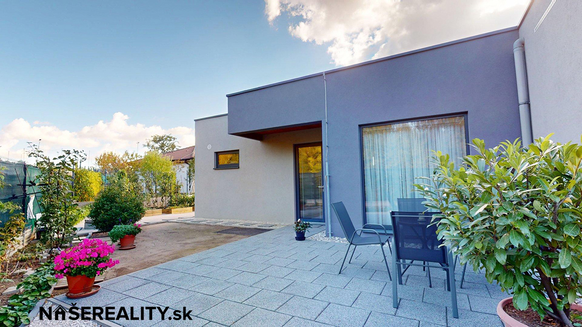 Moderný a ekologický rodinný dom s výmerou 174m² a pozemkom 678m² v Pezinku - Image 29