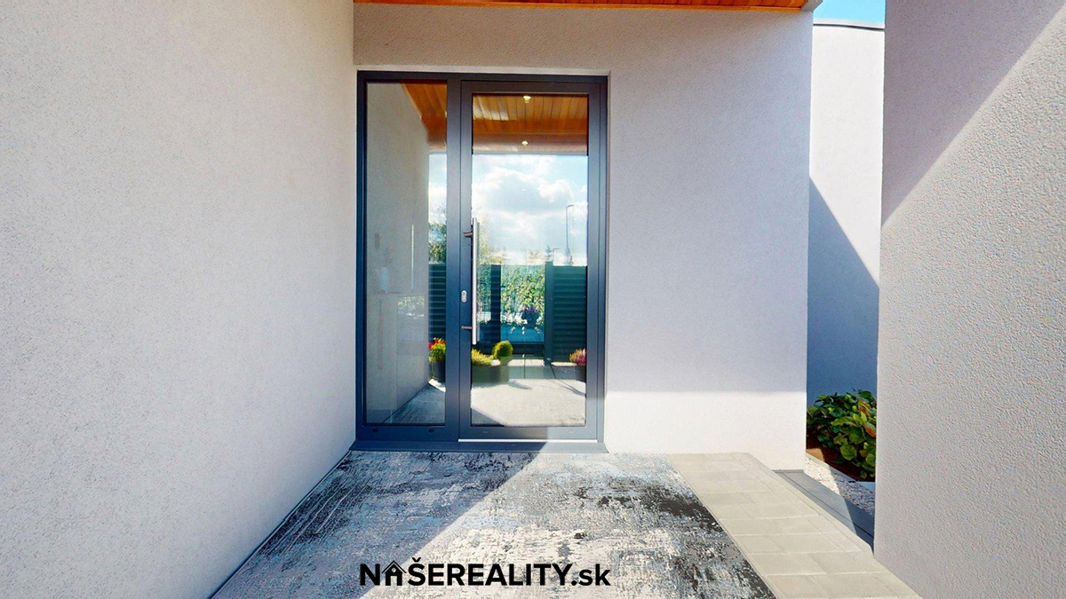 Moderný a ekologický rodinný dom s výmerou 174m² a pozemkom 678m² v Pezinku - Image 25